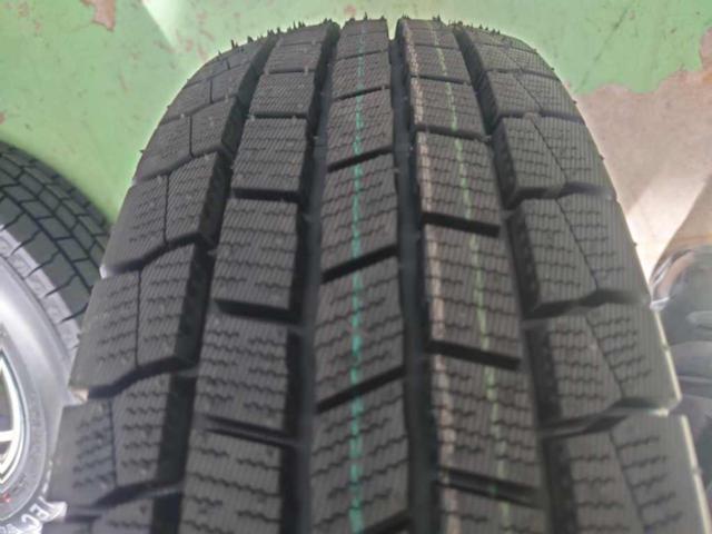 weds (Weds)
KEELER (Keeler)
TACTICS
+
KENDA (Kenda)
WR01
ICETEC
VAN'Z
195 / 80R15
139.7-6H
4 pieces set