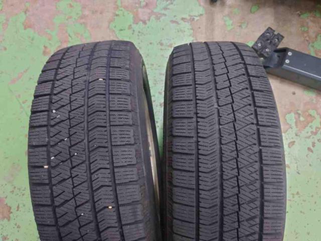 [Wheel]
Unknown manufacturer, 16-inch
+
BRIDGESTONE BLIZZAK
ICE