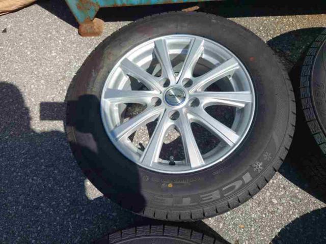 メーカー不明 VEX  + KENDA(ケンダ) KR36 ICETECNEO 205/65R16 114.3-5H