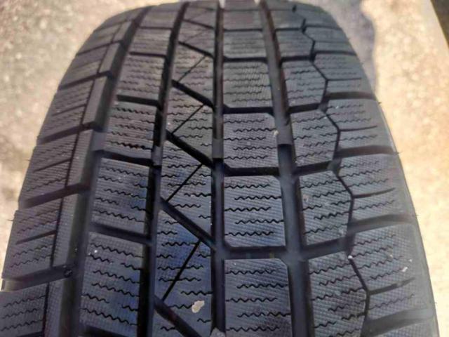 メーカー不明 VEX  + KENDA(ケンダ) KR36 ICETECNEO 205/65R16 114.3-5H