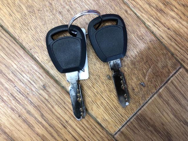 トヨタ 純正 ハンドルロック