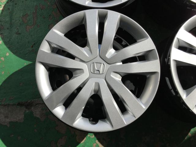 Honda
GR-based
Fit
Genuine
Steel wheel