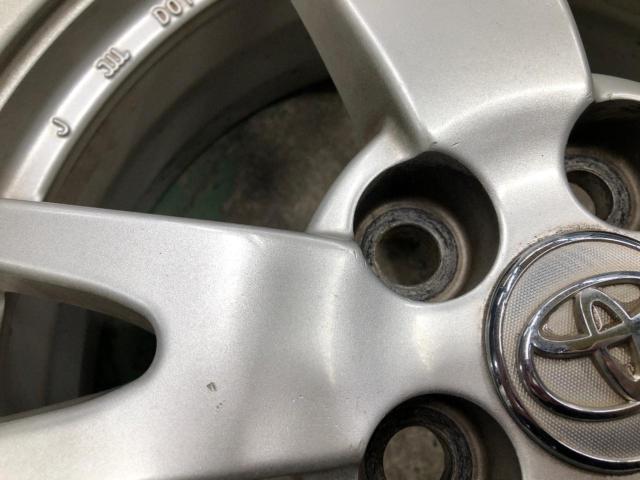 トヨタ ZVW30 プリウス 前期 純正ホイール