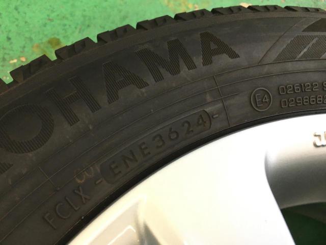 トヨタ K10系 アクア Zグレード 後期 純正 ホイール  + YOKOHAMA iceGUARD iG60