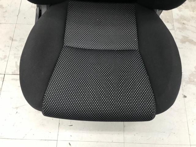 TOYOTA 純正シート