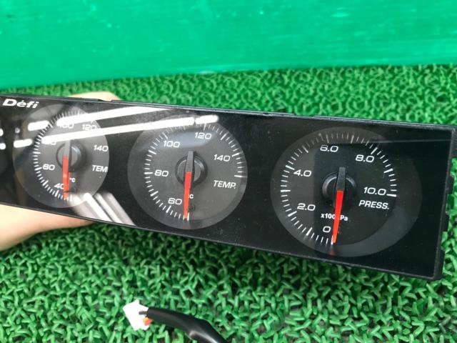 D'efi
DIN-Gauge