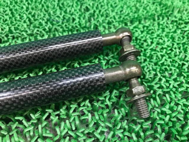 ワケアリ TUFF SUPPORT リアゲートダンパー