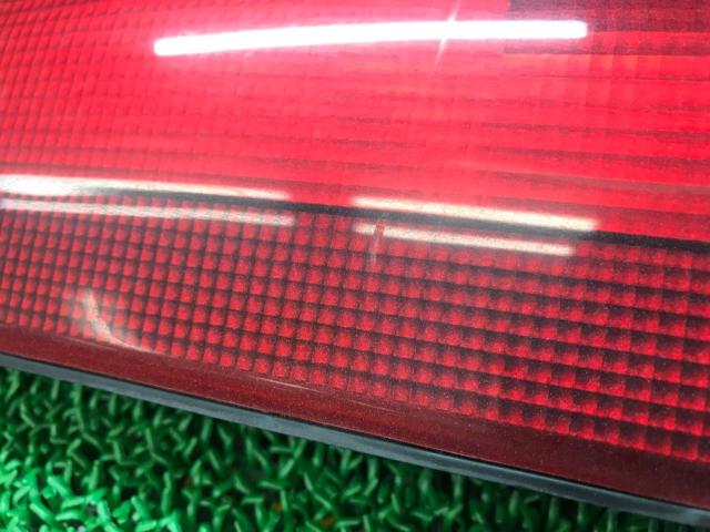 SUZUKI
Genuine tail lens