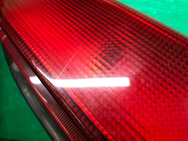 SUZUKI
Genuine tail lens