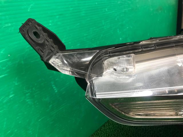 HONDA
Genuine HID headlights