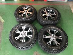 TRISTAR INTERNATIONAL MKW MK-36 + FUEL OFF-ROAD GRIPER M/T