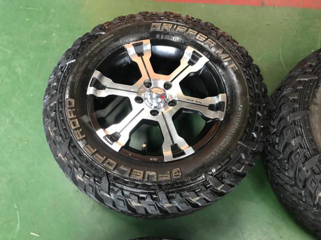 TRISTAR INTERNATIONAL MKW MK-36 + FUEL OFF-ROAD GRIPER M/T