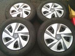 BRIDGESTONE BLIZZAK VRX3 + ホンダ フリード純正スチールホイール