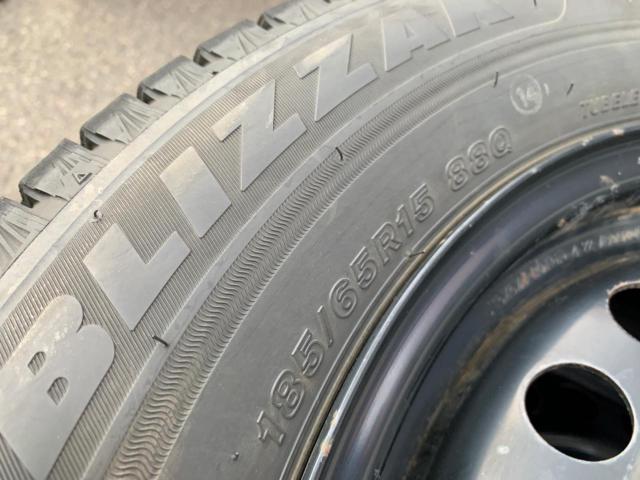 BRIDGESTONE BLIZZAK VRX3 + ホンダ フリード純正スチールホイール