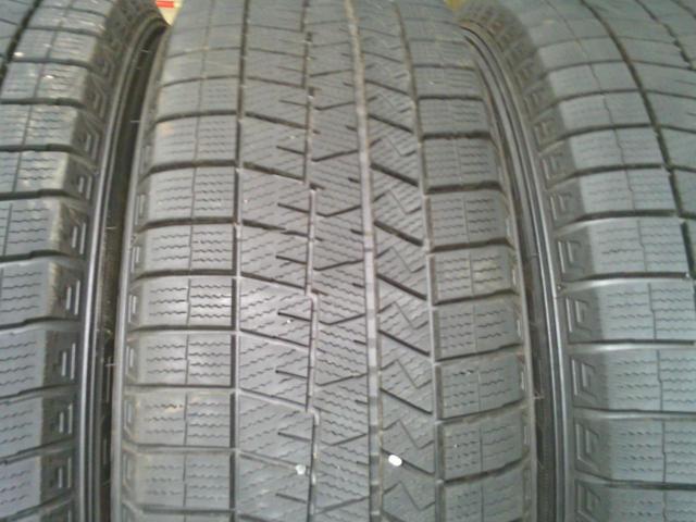 DUNLOP
WINTERMAXX
WM03
+
Toyota
40 Series Alphard
Z grade genuine wheel