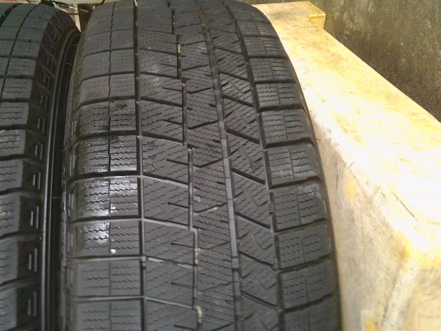 DUNLOP
WINTERMAXX
WM03
+
Toyota
40 Series Alphard
Z grade genuine wheel