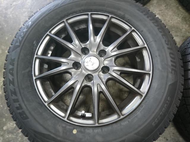 BRIDGESTONE
BLIZZAK
VRX3
+
weds
VELVA
SPORT