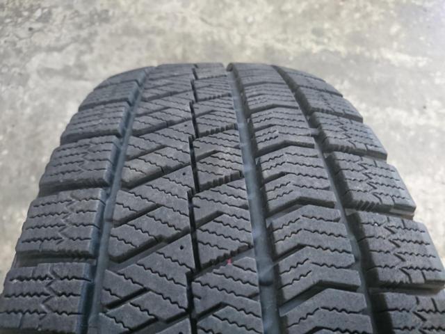 BRIDGESTONE
BLIZZAK
VRX3
+
weds
VELVA
SPORT