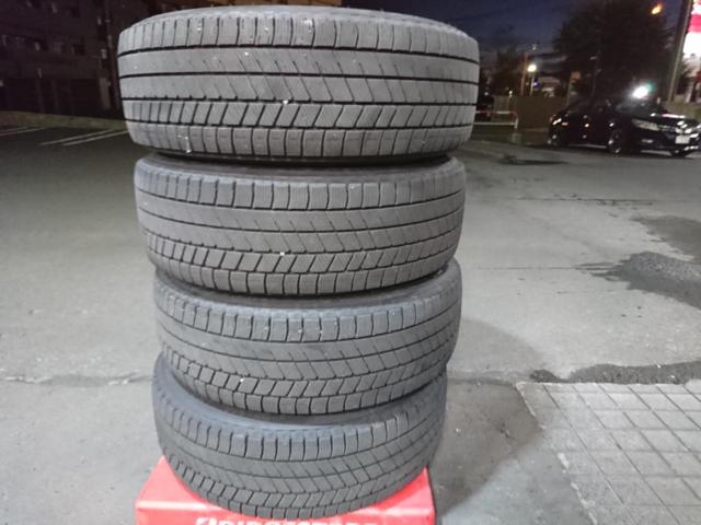 BRIDGESTONE
BLIZZAK
VRX3
+
BRIDGESTONE
BALMINUM
XR10