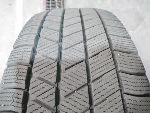 BRIDGESTONE
BLIZZAK
VRX3
+
BRIDGESTONE
BALMINUM
XR10
