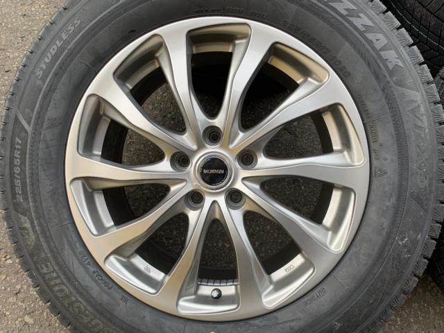 BRIDGESTONE BLIZZAK VRX3 + BALMINUM TR10