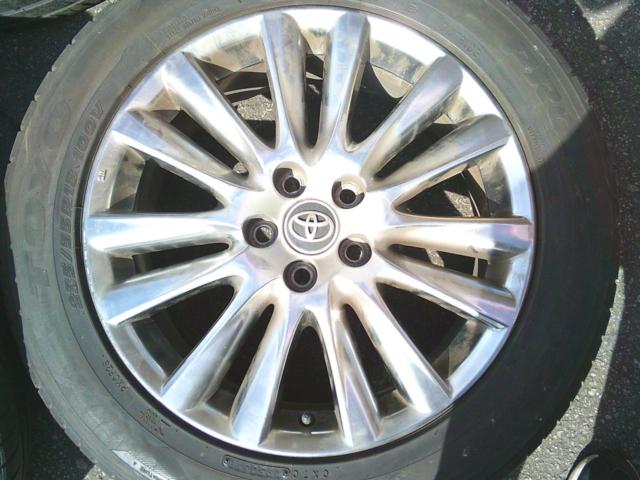 Toyota
60 Harrier original wheel