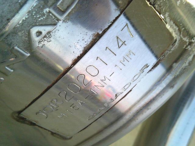 GANADOR
Center double-exit blue tail muffler