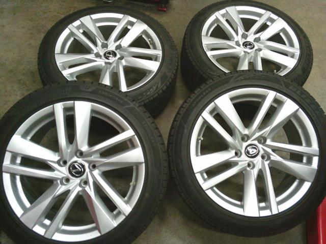 BRIDGESTONE BLIZZAK VRX3 + レクサス IS300h純正ホイール | やや傷や 