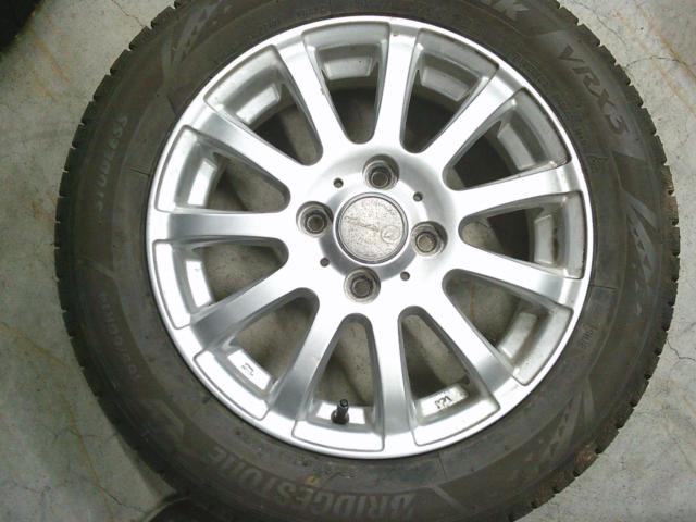 BRIDGESTONE BLIZZAK VRX2 + ABE SHOKAI LA STRADA