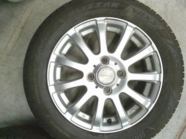 BRIDGESTONE BLIZZAK VRX2 + ABE SHOKAI LA STRADA