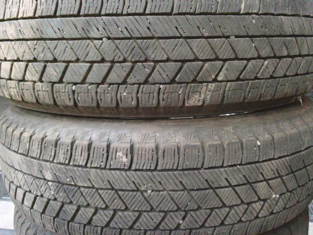 BRIDGESTONE BLIZZAK VRX2 + ABE SHOKAI LA STRADA