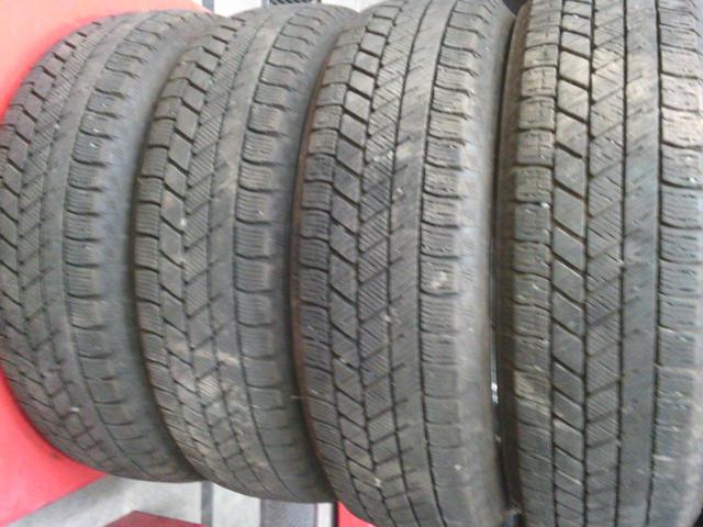 BRIDGESTONE BLIZZAK VRX2 + ABE SHOKAI LA STRADA