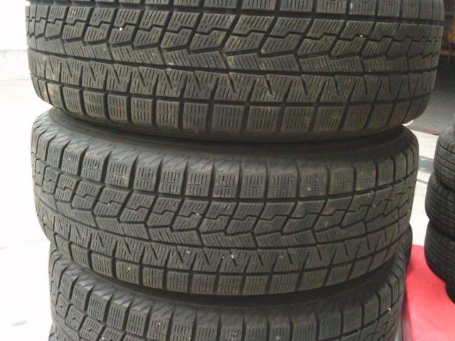 BRIDGESTONE BLIZZAK VRX3 + MARUKA SERVICE SCHNEIDER StaG