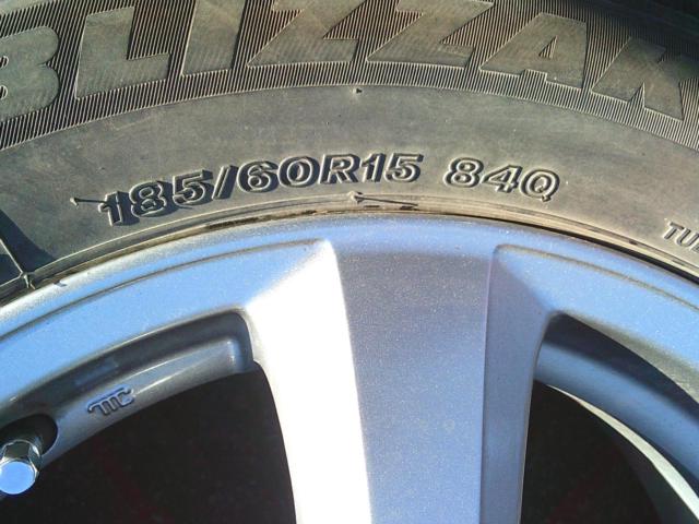 BRIDGESTONE BLIZZAK VRX3 + TOPY SIBILLA NEXT SF-5