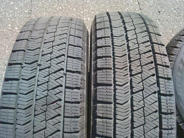 BRIDGESTONE
BLIZZAK
VRX2+weds
NIRVANA
NV spoke wheel