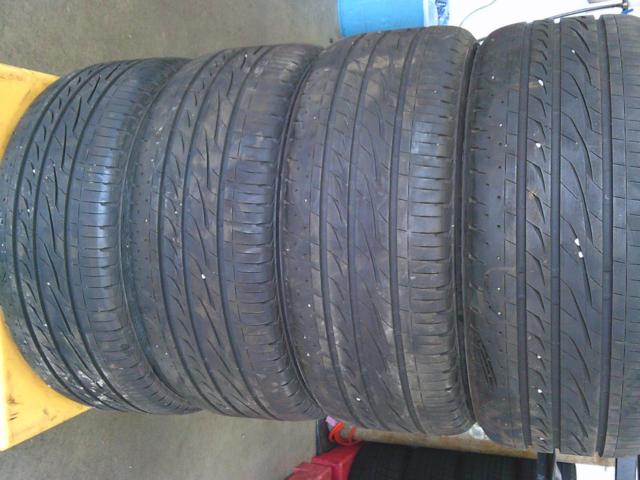 RAYS
HOMURA
2 × 8GTS
+
BRIDGESTONE
REGNO
GRVⅡ