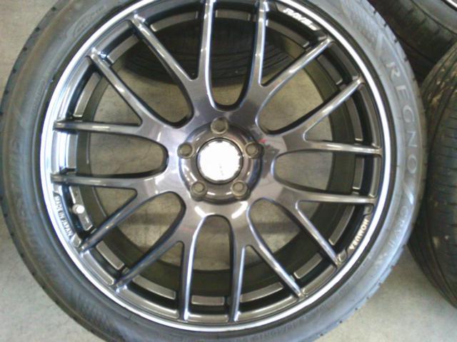 RAYS
HOMURA
2 × 8GTS
+
BRIDGESTONE
REGNO
GRVⅡ