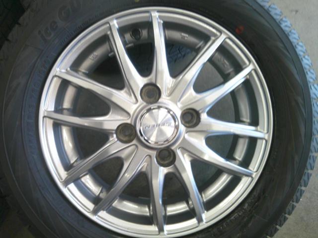 YOKOHAMA
iceGUARD
iG70
+
AUTOBACS
SEVEN
LEBEN