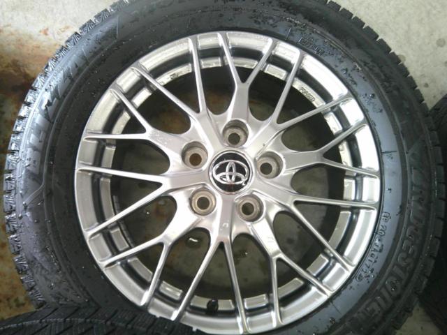 BRIDGESTONE BLIZZAK VRX3 + トヨタ 80ヴォクシー純正オプションBBS
