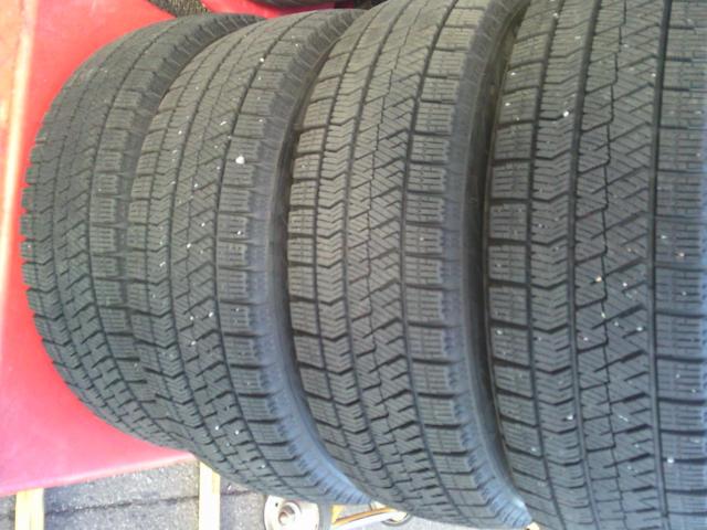 BRIDGESTONE BLIZZAK VRX2 + SPORT ABELIA