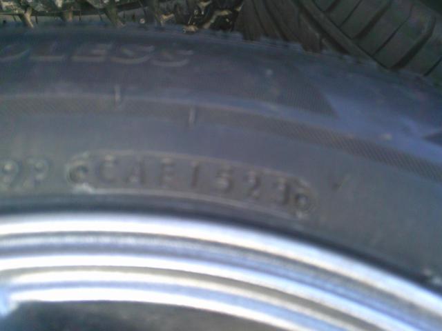 BRIDGESTONE BLIZZAK VRX2 + SPORT ABELIA