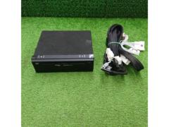 Toyota
86270-K0010
Optional DVD player