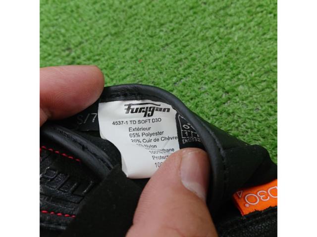 Furygan ライディンググローブ