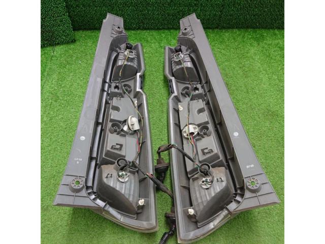 ホンダ N-WGNカスタム純正テールレンズ