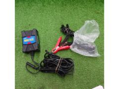 BAL
No.2706
Motorcycle charger