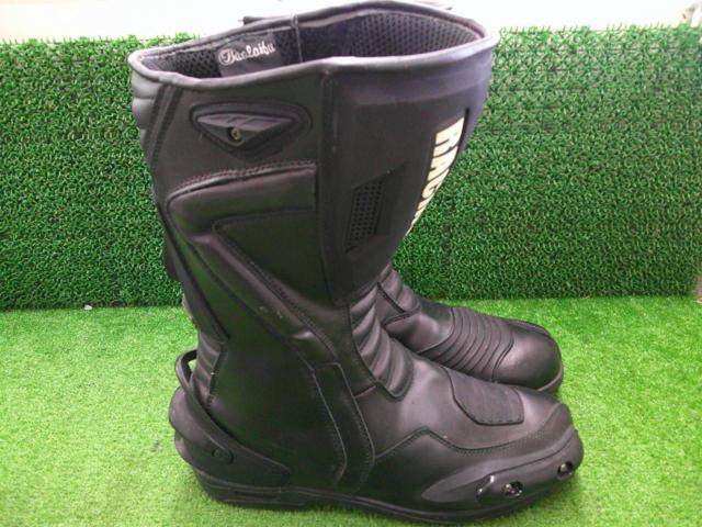 KISS
RACING
Racing boots
