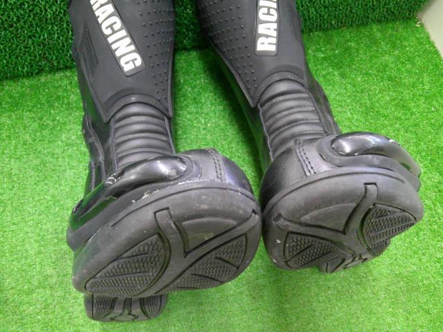 KISS
RACING
Racing boots