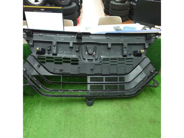 ホンダ N-BOXJF3純正フロントグリル