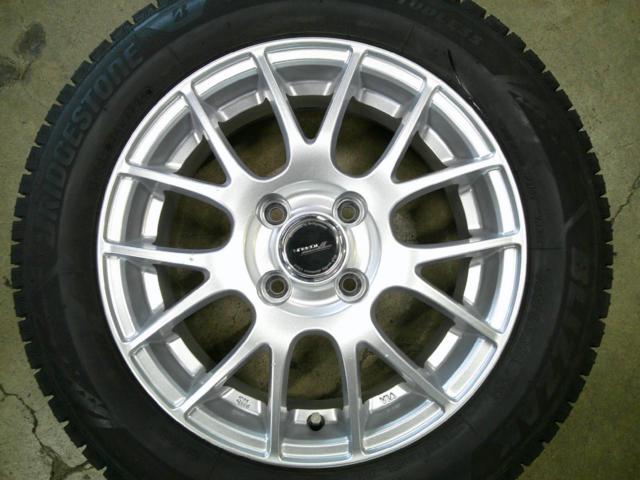 BRIDGESTONE BLIZZAK VRX3 +  TOPRUN M7