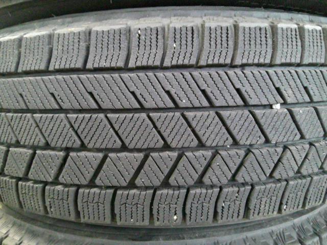 BRIDGESTONE BLIZZAK VRX3 +  TOPRUN M7
